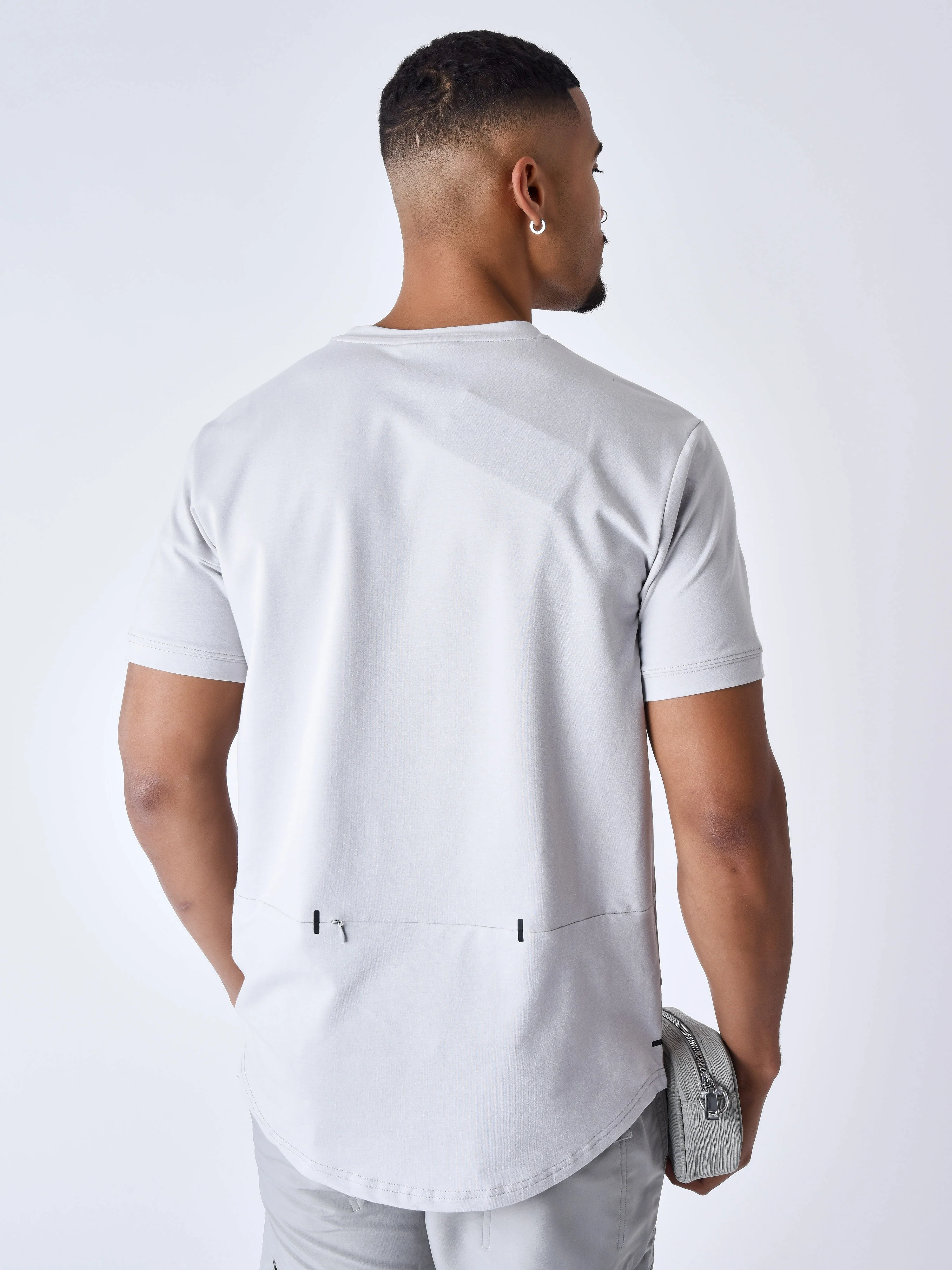 T-shirt technique à découpes - Image 2