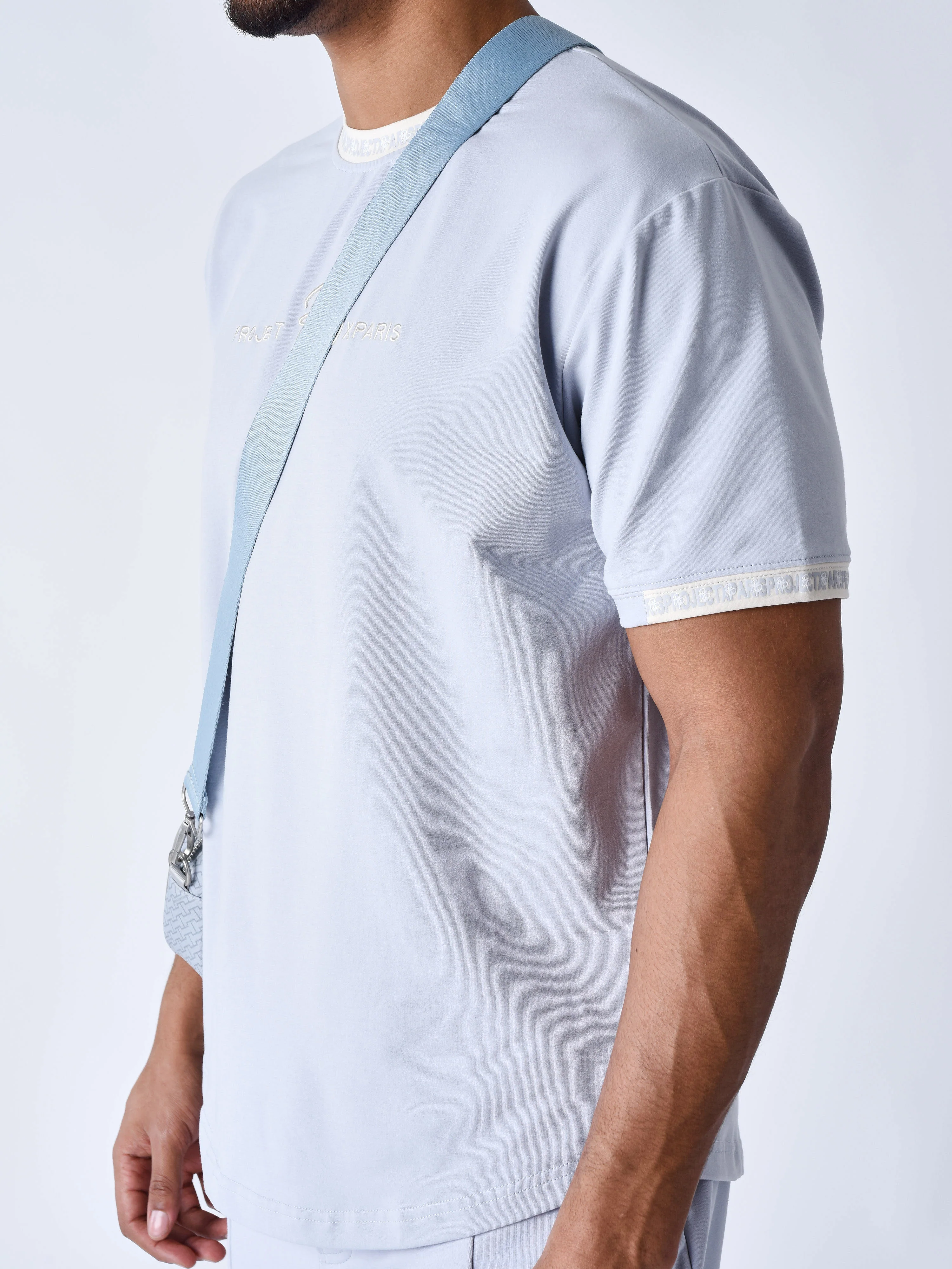 T-shirt uni avec bande logo - Image 4