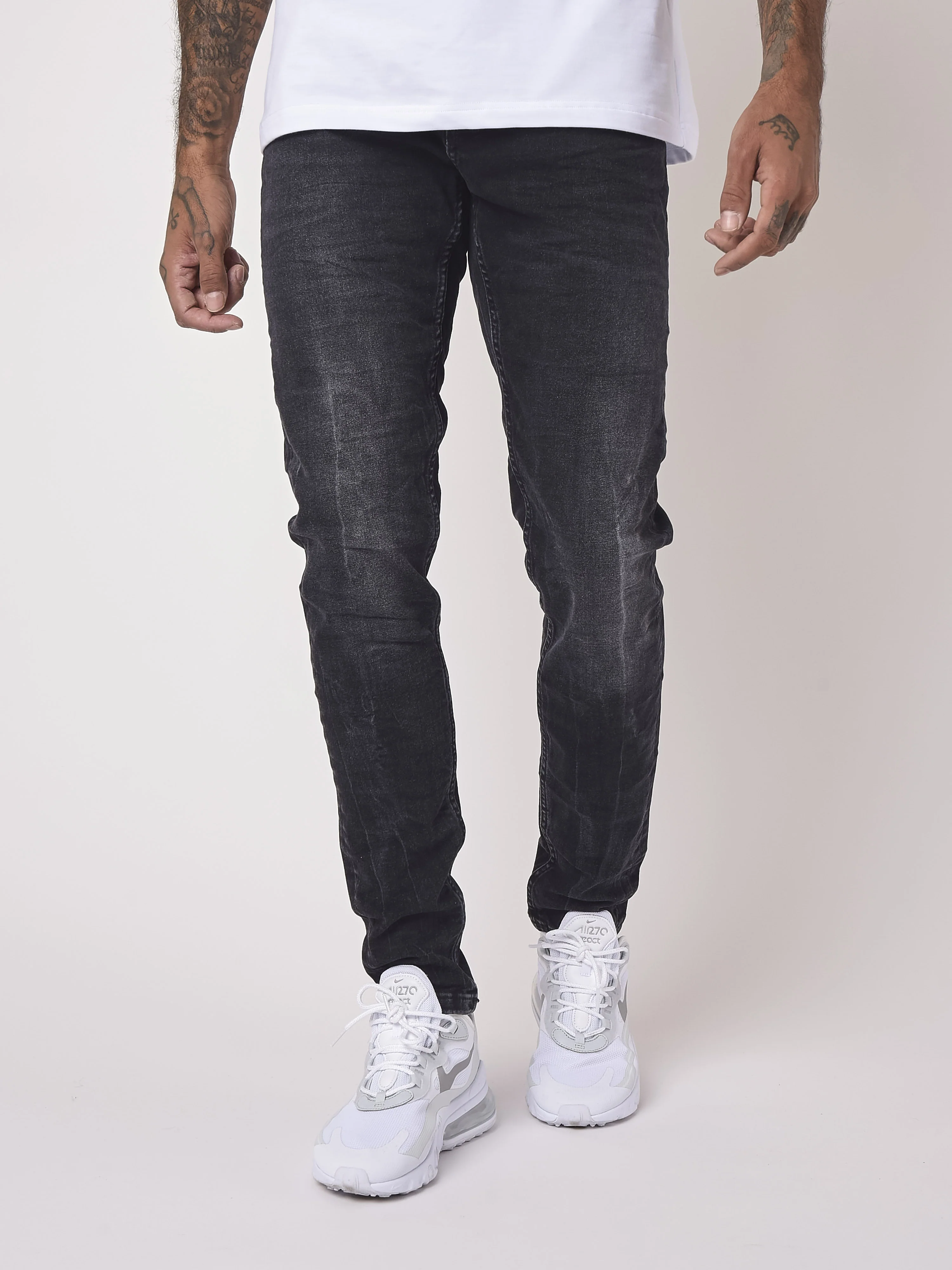 Jean Skinny basic légèrement délavé - Image 3